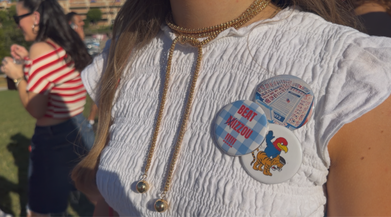 As Kansas football evolves, so does game day fashion